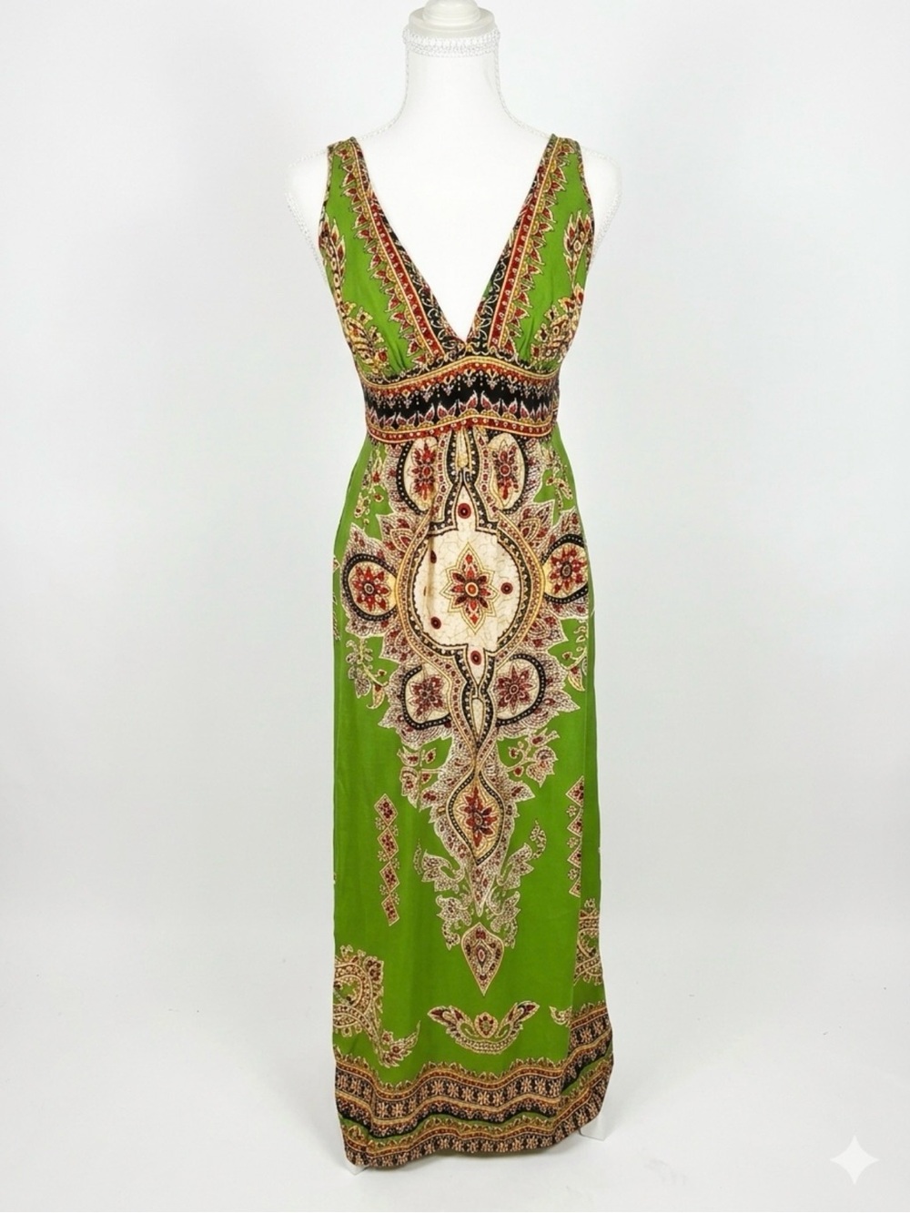 Bohemian Deep V Maxi Dress in Green SZ M
